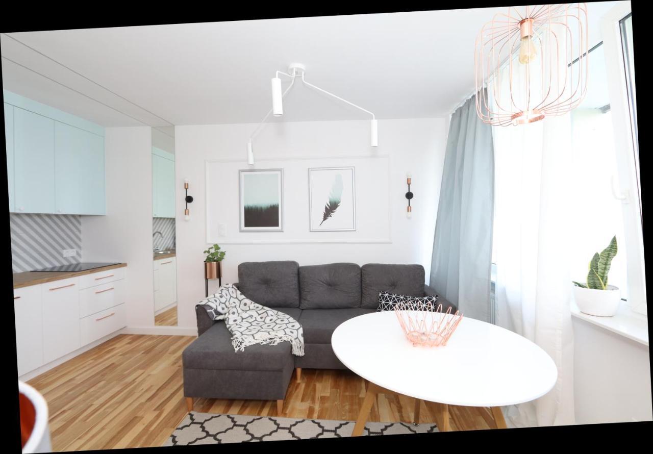 Romaszewskiego Zoliborz Bedroom Pokoj Metro Warsaw Ngoại thất bức ảnh