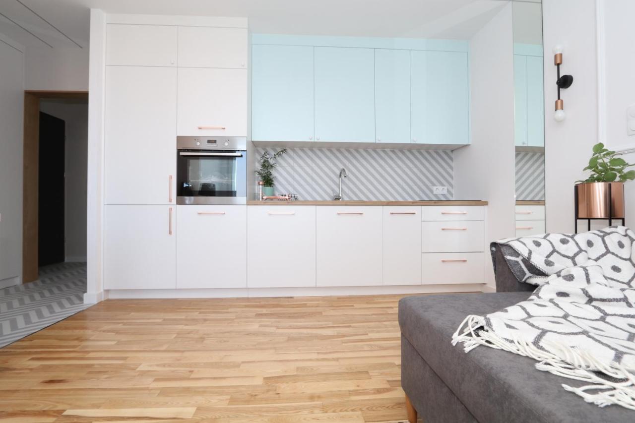 Romaszewskiego Zoliborz Bedroom Pokoj Metro Warsaw Ngoại thất bức ảnh